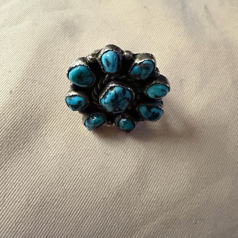 .925 Turquoise Navajo Native American Flower Cluster Ring